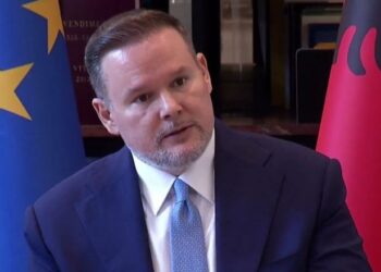 Investimet për bashkitë, Demo: 20 mln euro për emergjencat, 10 mln për transportin