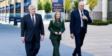 Aktivitete spiunazhi/ Italia dëbon dy zyrtarë ushtarakë rusë nga ambasada në Romë