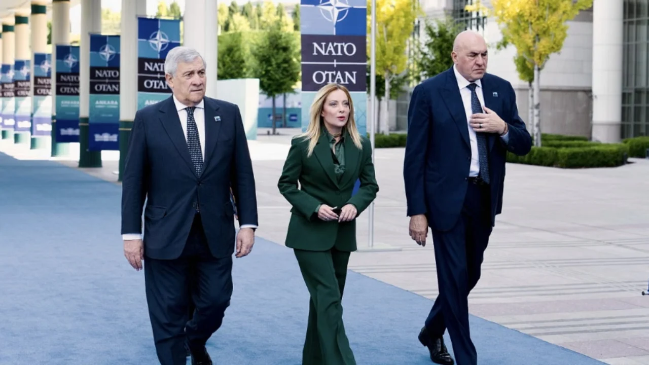Italia dëbon dy spiunë rusë: Pse Moska nuk do të mbetet pa përgjigje 