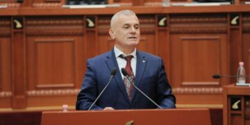 Bojkoti i PD ndaj seancave plenare, Bujar Leskaj: Gabim politik