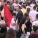 Dita e 32-të e tubimit/Protestuesit nisin marshimin në rrugët e Tiranës