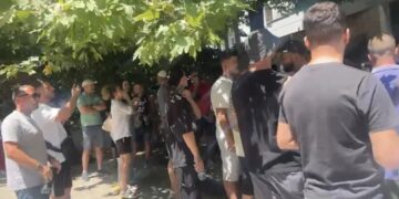 Gjyqi për qytetarët e arrestuar, protestuesi me epilepsi shfaq probleme shëndetësore