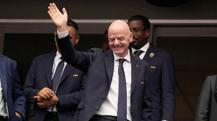 Parlamenti Evropian kërkon hetim kundër Infantinos për pezullimin e Balogun
