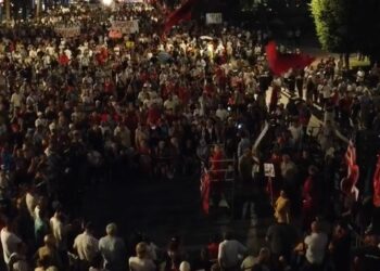 Protesta e bulevardit kundër “Kuvendit Kombëtar”: Jo negociata nëpër zyra