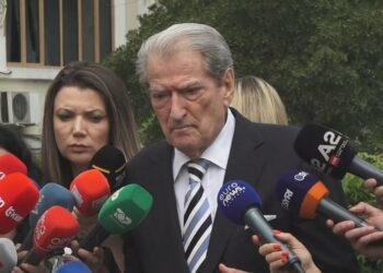Berisha: Rama zhduku flamurin e NATO-s nga institucionet dhe kërkon të…