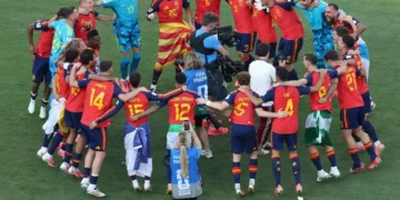 Spanja triumfon ndaj Argjentinës, ngre kupën e botërorit në SHBA