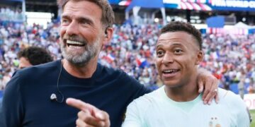 Klopp zbulon se si Liverpooli u përpoq ta nënshkruante Mbappen