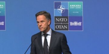 Rutte pas mbërritjes në Ankara: Trump shtyu aleatët të rrisin investimet në mbrojtje