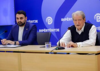 Berisha: Pas liçencës për kazino në kullën Air Albania qëndron Olsi Rama