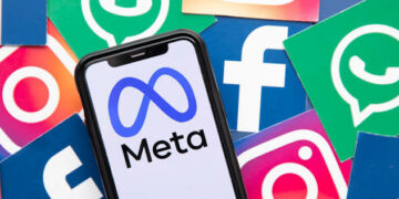 Probleme teknike me Facebook dhe Instagram në të gjithë botën