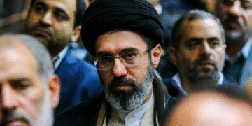 Mojtaba Khamenei betohet për hakmarrje: Do të paguajnë për gjakun e babait tim