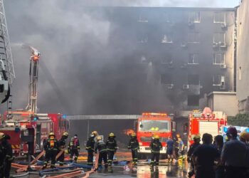 Kinë, të paktën 28 të vdekur nga zjarri në një fabrikë këpucësh