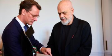 Rama vizitë në Gjermani, takohet me kryeministrin e landit Nordrhein-Westfalen