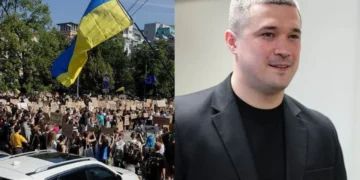 Shkarkoi ministrin e Mbrojtjes pa dhënë arsye, Zelensky përballet me protesta