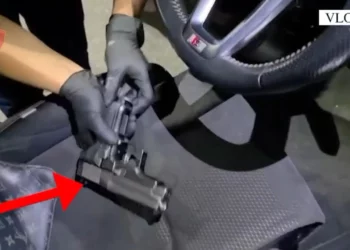 Lëvizte me armë zjarri me vete, në pranga 32-vjeçari në Vlorë