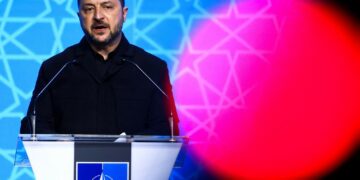 Zelensky bën thirrje nga Ankaraja: Ukraina të anëtarësohet në NATO